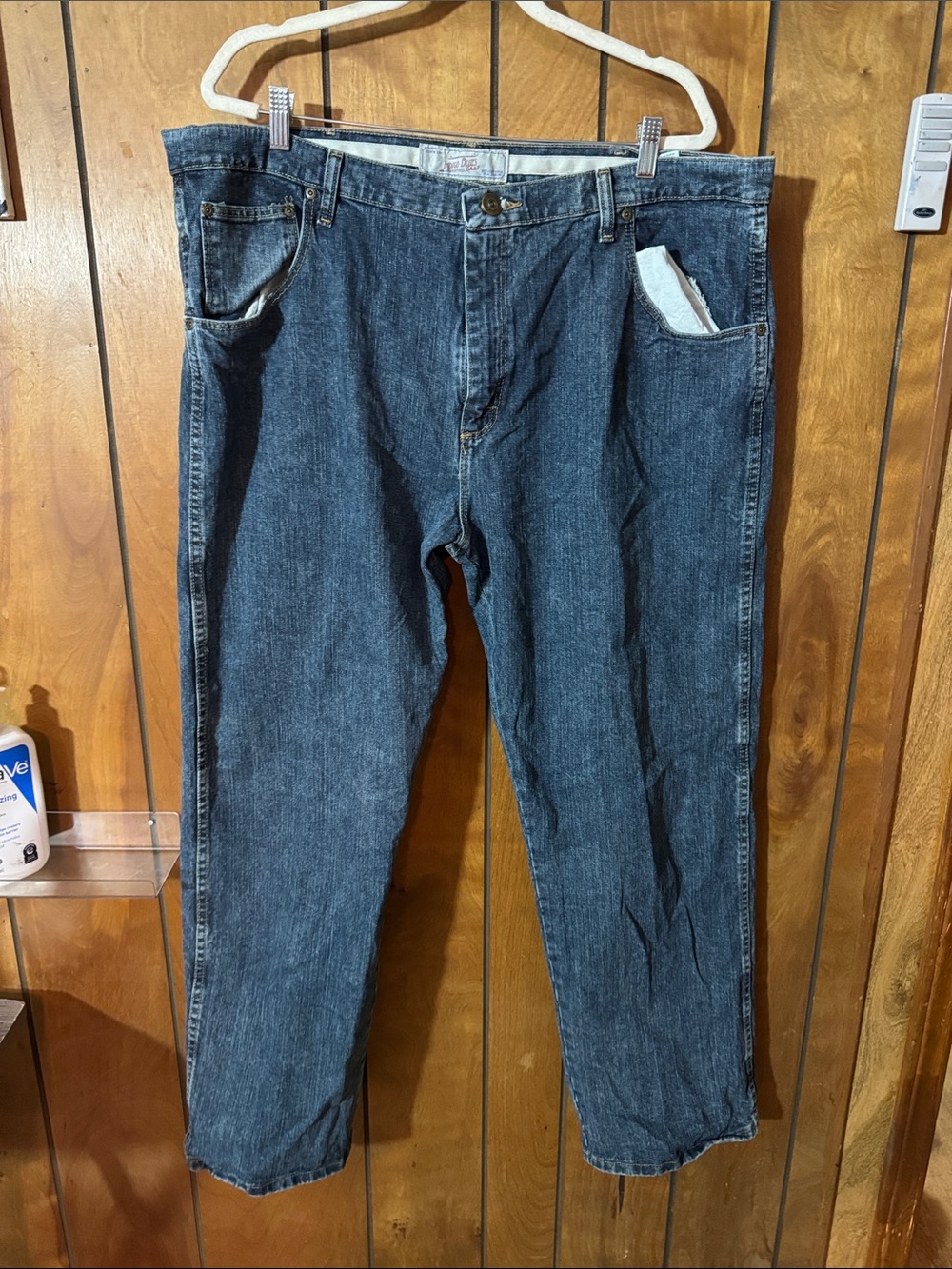 42x32 Classic Men's Dark Blue Straight-Leg Jeans